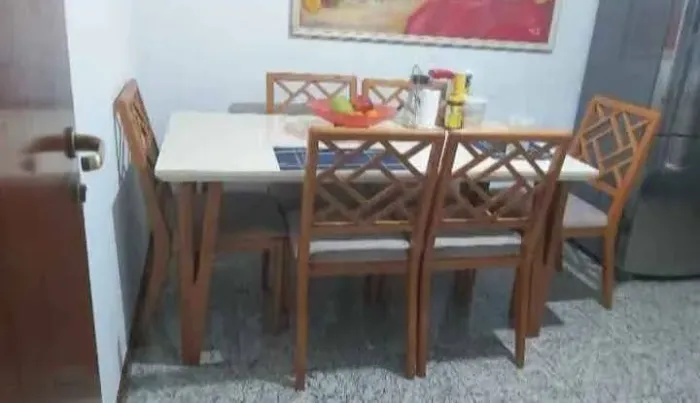 Vendo mesa de laca com madeira 