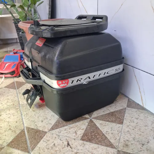Vendo Baú bauleto Givi monolock 27 L