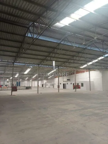 Galpão com para aluguel, 1.400m² - Vila Cloris - Belo Horizonte