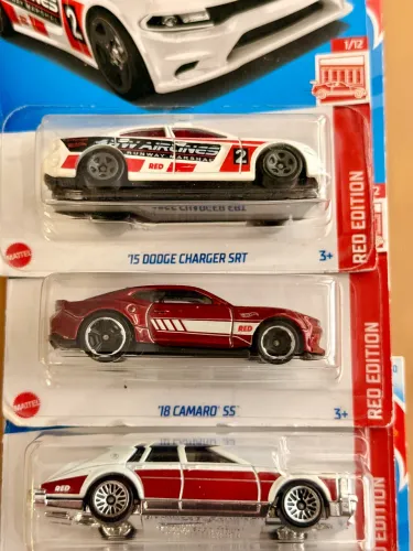 Lote 5 Hot Wheels Red Edition lacrados