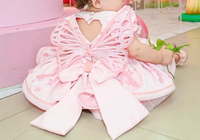 Vestido infantil jardim encantado