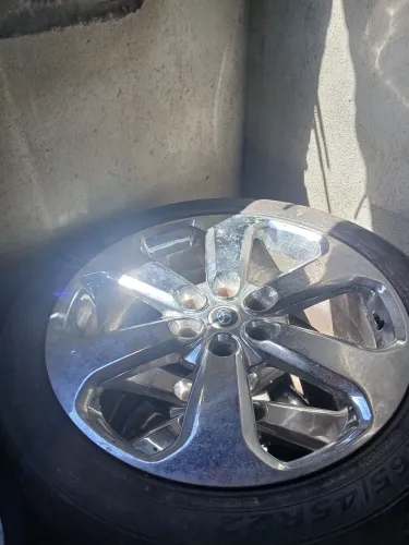 4 Roda 22 da Hilux em excelente estado  zap *