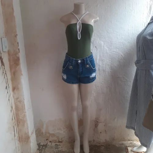 Vendo manequim slim sem base