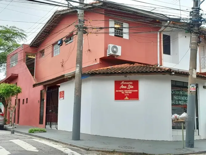 Imóvel comercial com câmara frigorífica, ótima opção para mercado de bairro, lanchonete ou