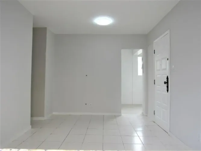 Imóvel para venda com 75 metros quadrados com 3 quartos em Resgate - Salvador - BA