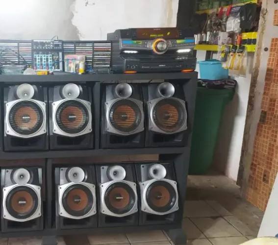 Sony Zux-9 + Mesa de audio