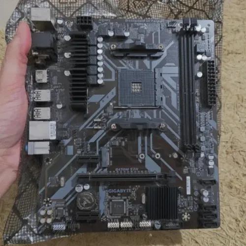 GIGABYTE B450m S2H, AMD AM4, mATX, DDR4