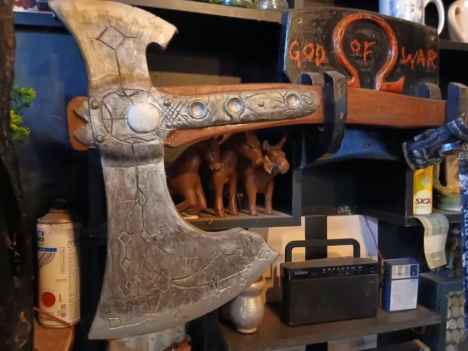 Machado Leviatã God of War 100% estúpido em madeira lei
