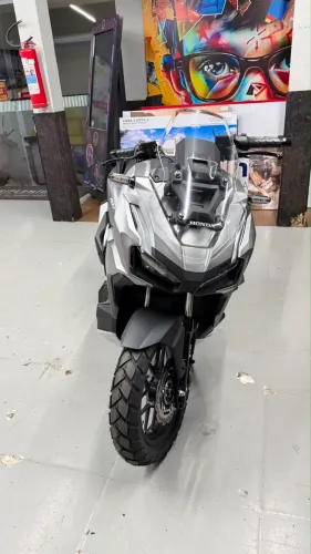 VENDO ADV 160, 2027, ZERO KM