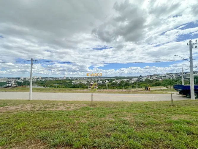 Terreno à venda, Condomínio Terras Alpha - Urbanova
