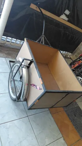 Reboque para puxar na bike