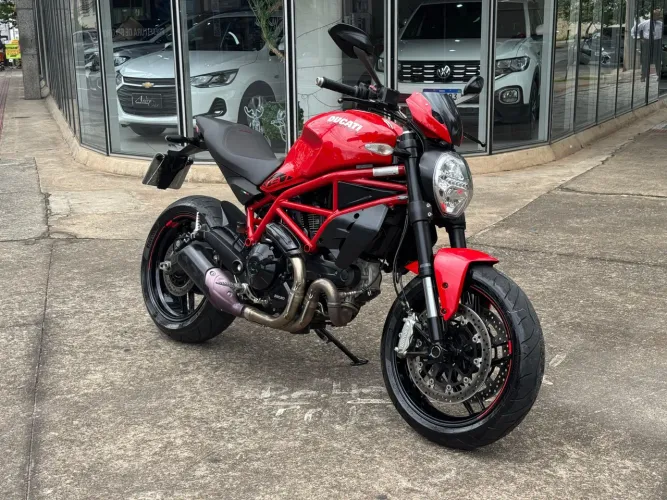 Ducati Monster 797