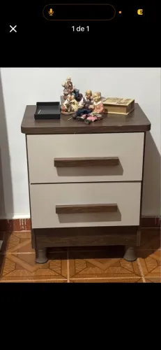 2 criados-mudos em MDF