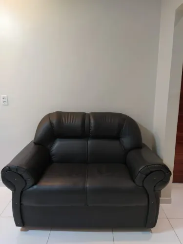 Sofá dois lugares
