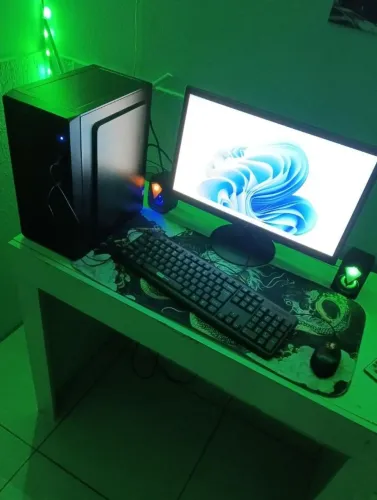 VENDO COMPUTADOR SEMI NOVO