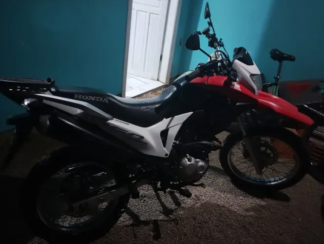 BROS 160 EM DIA.