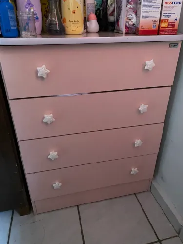 Cômoda Rosa