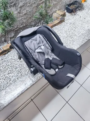Bebê Conforto Cadeirinha Para Carro Infantil Bolt Tutti Baby