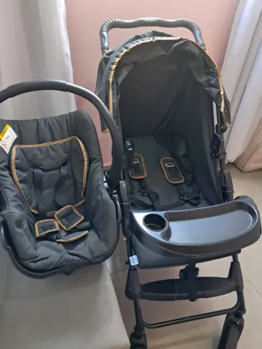 Carrinho de bebe +bebe conforto galzerano ótimo estado de conservação desapegando