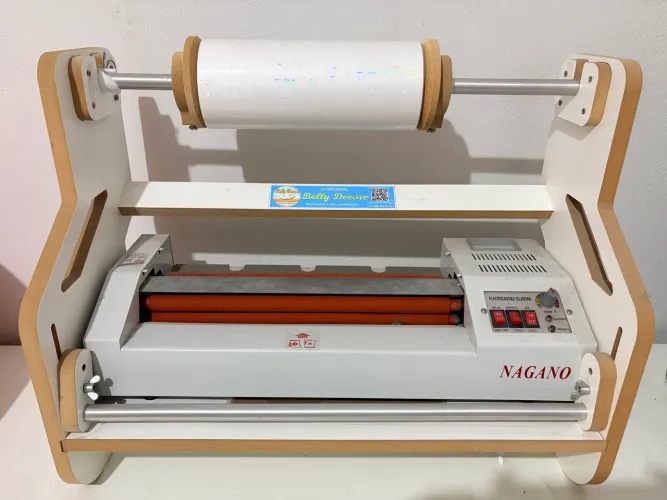 Suporte de Bopp BELLY DECORE e Laminadora NAGANO