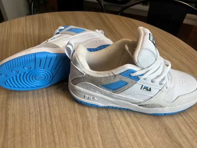 Tenis Fila Corda Azul e Branco