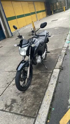 Vendo uma CG Fan 2018