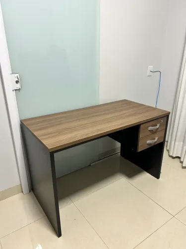 Mesa de escritório 