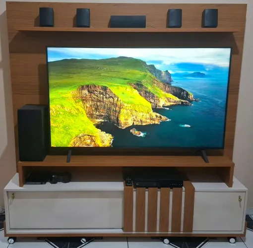 TV LG SMART 60 Polegadas 4K + RACK - SEMINOVO