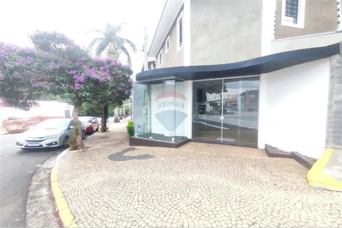 Ponto comercial/loja para locação no centro de Paulínia/SP.