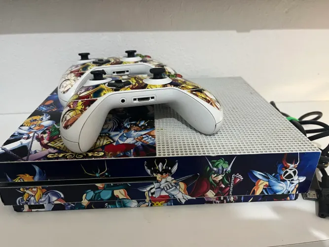 XBOX ONE S 1TB