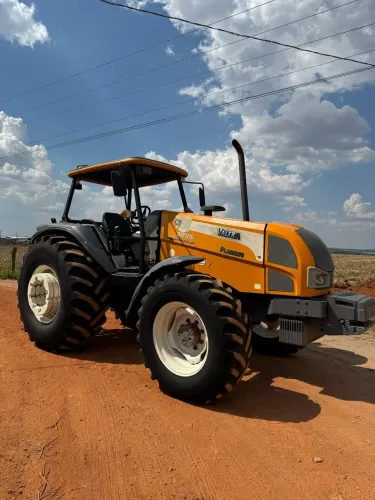 Valtra BM 125i ano 2012