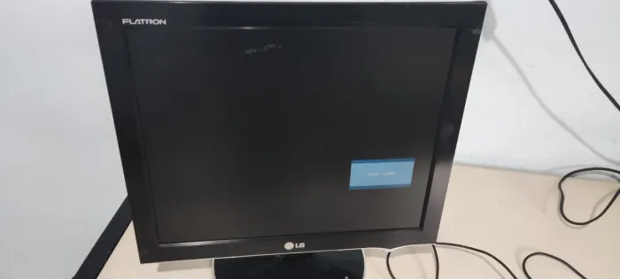 Monitor 17 "