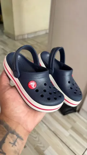 CROCS ORIGINAL INFANTIL C8 TAM 26