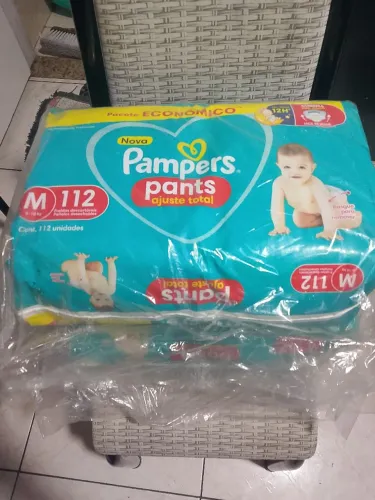 Fralda Pampers com 112