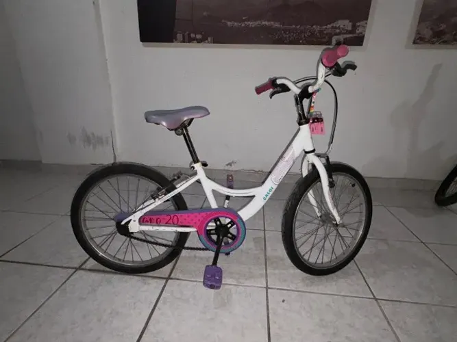 Bicicleta Caloi Ceci Aro 20