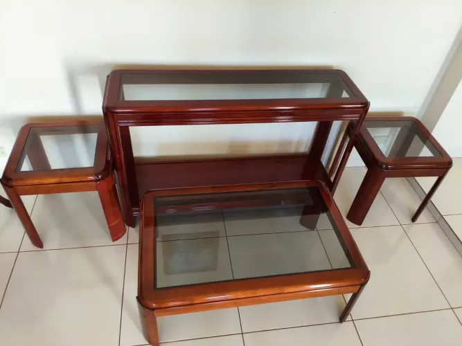 Aparador/mesa de centro e canto