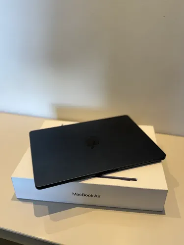 MACBOOK M3 16GB RAM | BAT 100%