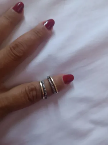 Dois anéis solitário prata com detalhes em ouro (vendo separado 210reais ) 
