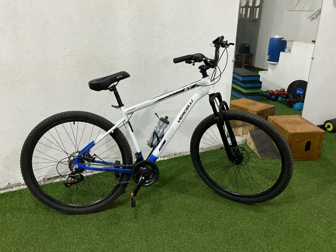 Bicicleta Vercelli GT Aro 29 ? 21 Marchas