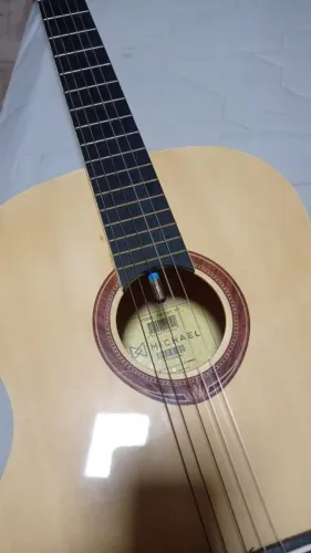 Violão 250 cada