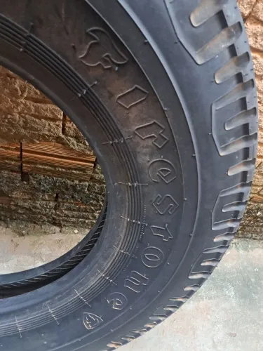 Pneu firestone 9.00.20