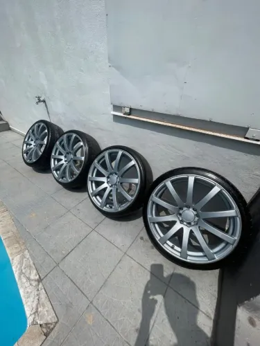 Rodas 18" Multfuro 4