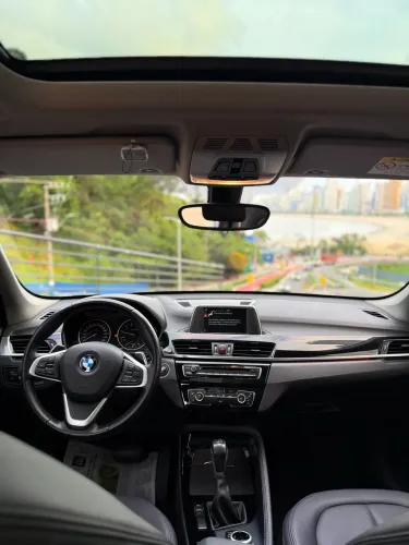 BMW X1 Sdrive 20I X-line 2.0 TB Active Flex 2017