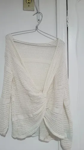 Blusa g crochê branca linda G