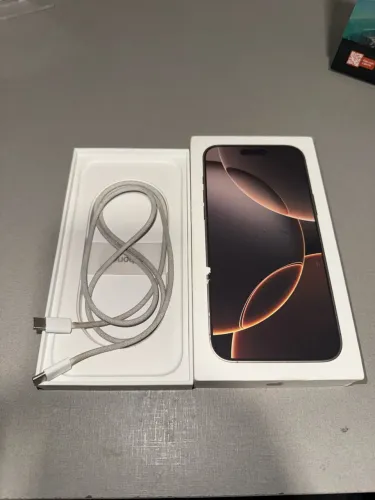 Cabo original Apple USB-C - Peça original