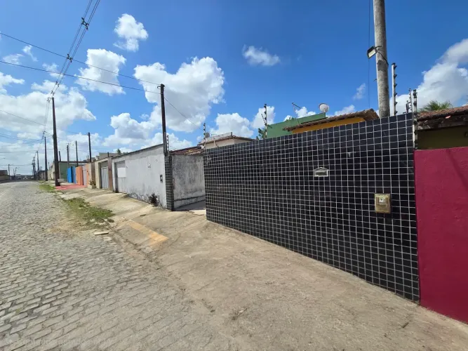 Casa à Venda no Vale do Sol | Terreno 10x25m