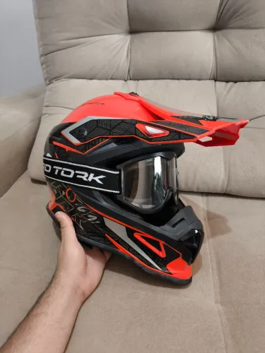 Kit roupa + equipamento de motocross/trilha