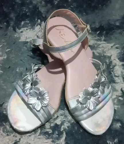 CALÇADOS INFANTIL FEMININO