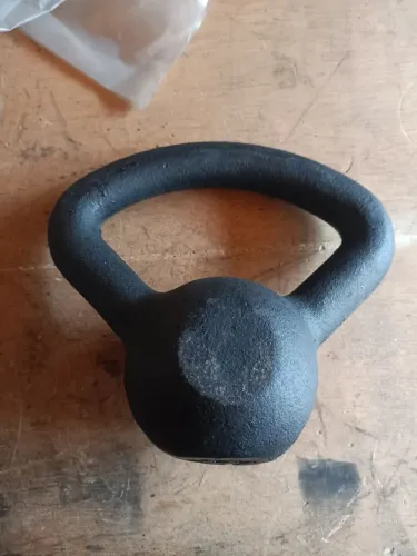1 Kettlebell Ferro Pintado 10kg Promoção por poucos dias