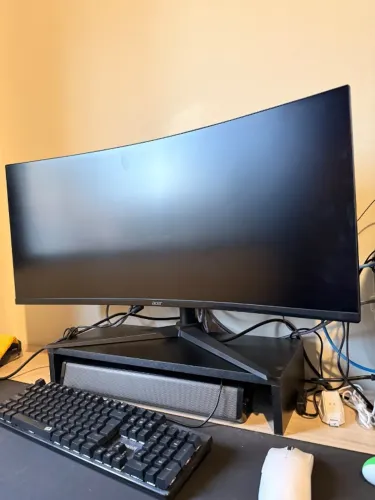 Monitor Acer ultrawide 34 curvo QHD 100hz